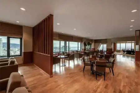 ANA Crowne Plaza Kobe by IHG - 31