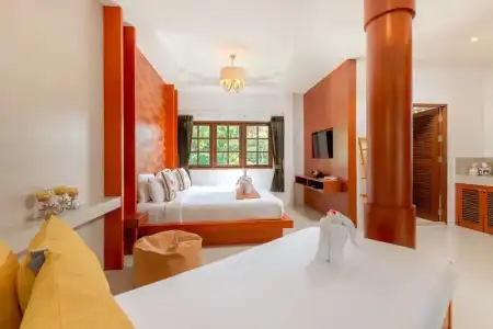 Club Bamboo Boutique Patong Beach Resort - 376