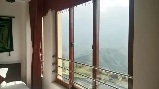 Black H'mong View - 5