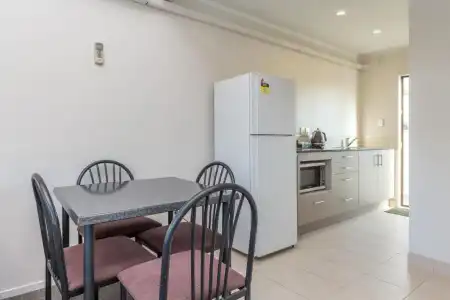 Anzac Court Motel - 18