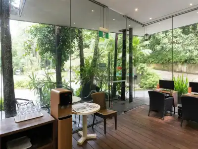 Siloso Beach Resort, Sentosa - 24