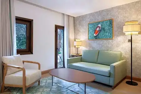 DoubleTree by Hilton Bodrum Marina Vista - 92