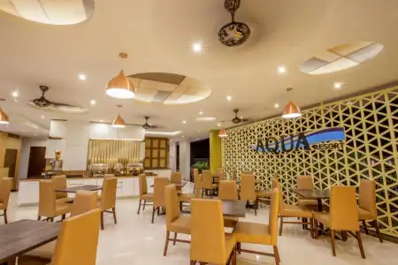 Aqua Resort Phuket - Near Beach and Chalong Pier - 17