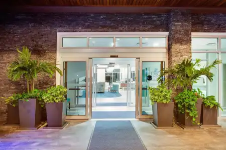 Holiday Inn Express & Suites Panama City Beach - Beachfront by IHG - 26
