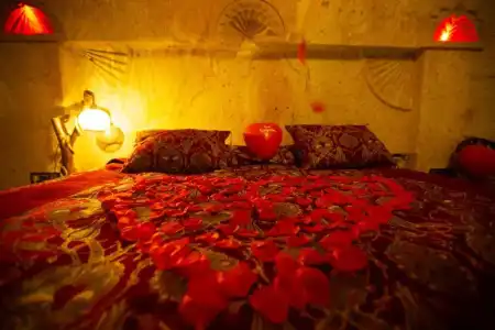 Oread Cave Suites - 326