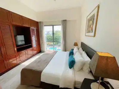 Diamond Westlake Suites - 106