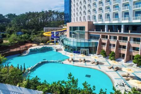 The Week & Resort - 37