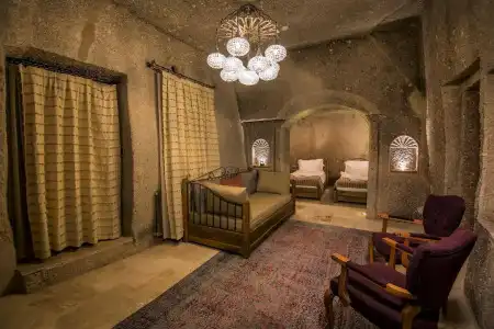 Hera Cave Suites - 10