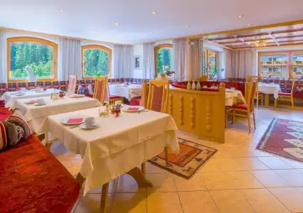 Hotel-Garni Jakober - 34