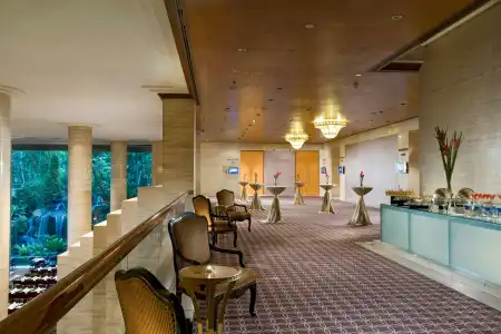 Sheraton Towers Singapore - 35