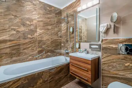 Best Western Plus Celebrity Suites - 8
