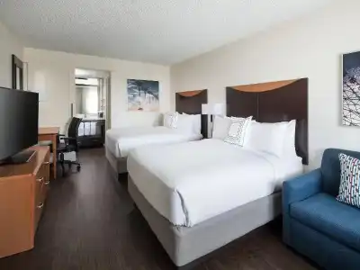 Fairfield by Marriott Anaheim Resort - 43