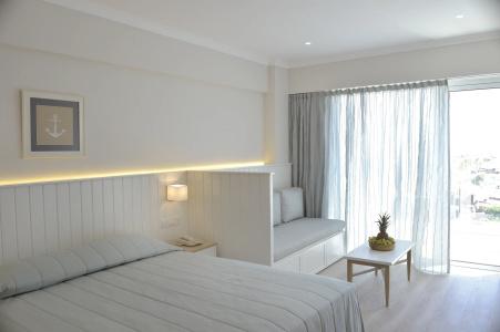 Sunrise Gardens Aparthotel - 4
