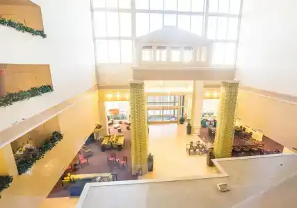 Hilton Garden Inn Dallas/Market Center - 30