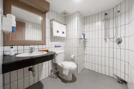 Kokotel Phuket Patong - 85