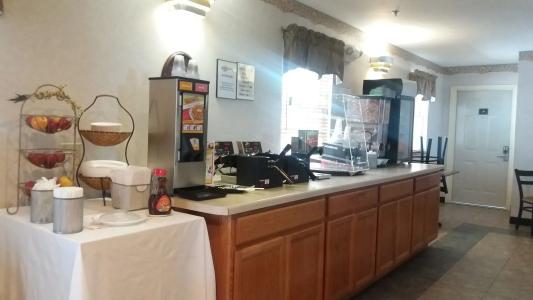 Inn at Cemetery Hill - 15