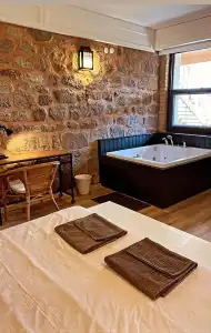 Attalos Suites - 36