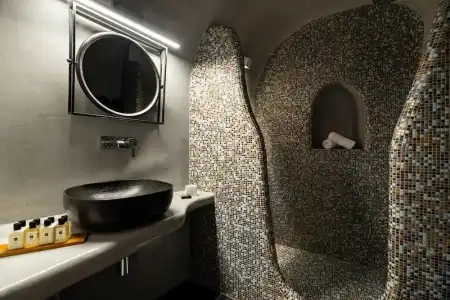 Daydream Luxury Suites - 46