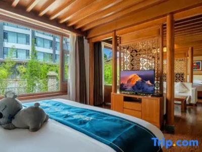 Lijiang Tianyu Boutique - 104