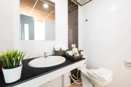 Baron Residence Bangkok - 43