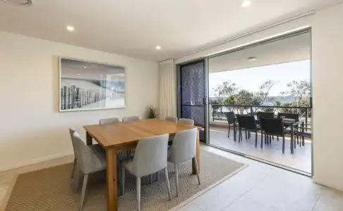 Bay Royal Apartments - 123