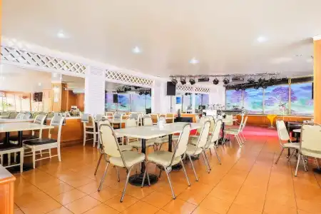 OYO 565 Trang - 18