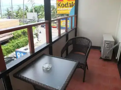 Friends Cafe Jomtien Guesthouse - 5