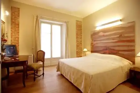 Rocche Costamagna Art Suites - 2