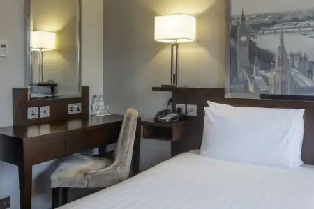 DoubleTree by Hilton London - Greenwich - 66
