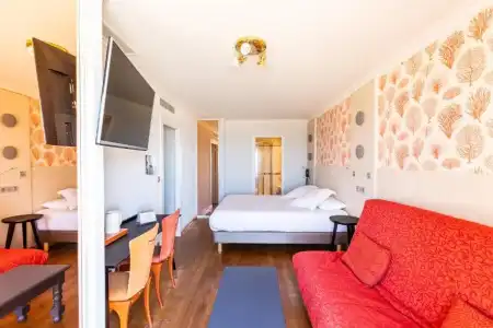 Kyriad Saint Malo centre Plage - 135