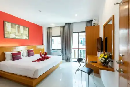 PJ Patong Resortel - 68