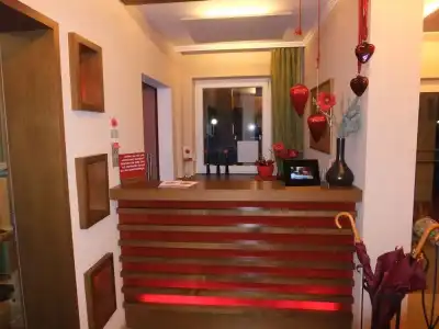 ApartChristine - 15