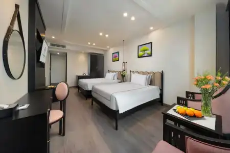Sq Hang Gai & Spa - 141