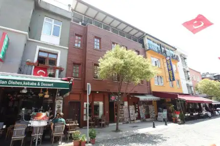 Gul Sultan - 8