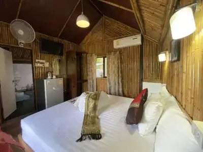 Majestic Sea View Resort - 28