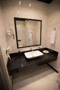 Seven Rooms Boutique - 11
