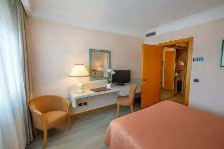 Perugia Plaza - 111