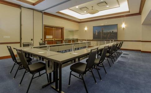 Courtyard by Marriott New York Manhattan/Times Square - 16