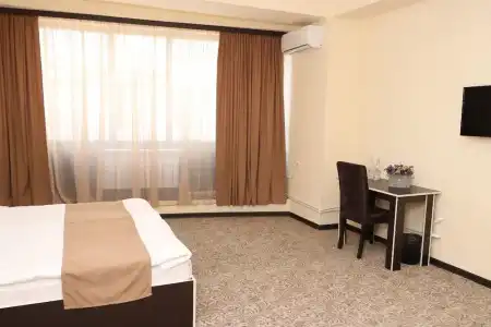 Yerevan Centre - 19