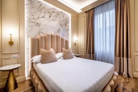 Emma Small Luxury - 82