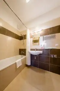 Corvin Holiday Apartment - 81