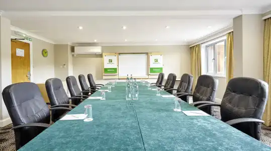 Holiday Inn Cardiff - North M4 - 16