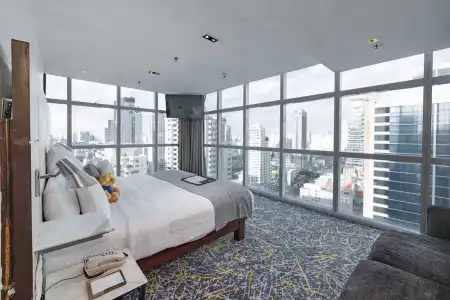 S31 Sukhumvit - 117