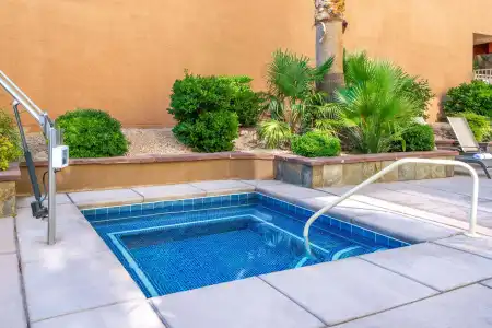 Wingate by Wyndham St. George - 10