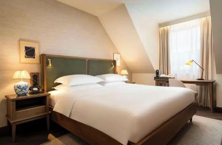 Brunfels, in the Unbound Collection by Hyatt - 72