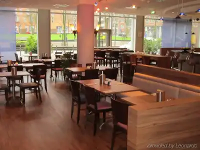 Premier Inn Essen City Limbecker Platz - 12