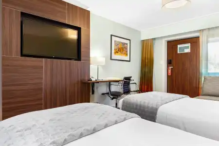 Holiday Inn Queenstown Frankton Road by IHG - 3
