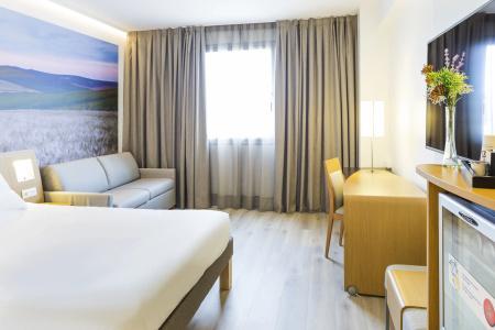 Novotel Sevilla - 4