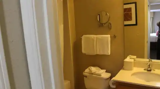 Hawthorn Extended Stay by Wyndham Wichita - 102