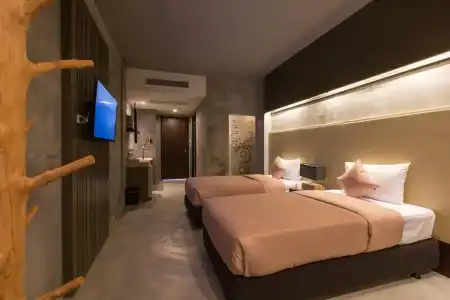 Patong Signature Boutique - 11